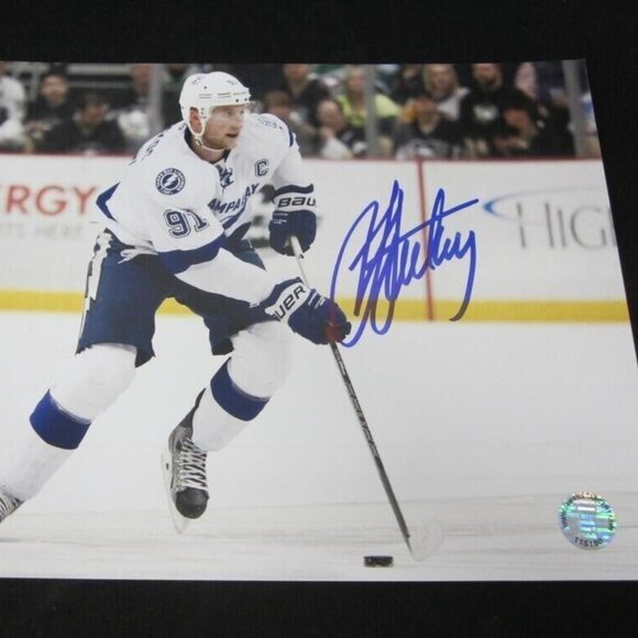 Steven Stamkos signed 8x10 Photo w/COA (Tampa Bay Lightning)